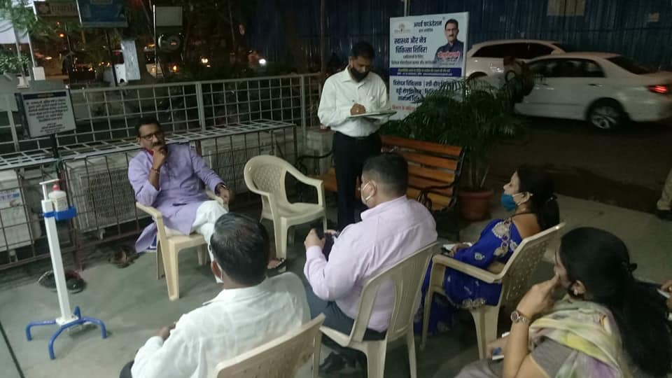 Organized a pre-meeting for new voter registration and Dharne Andolan against the decision to send the slum dwellers from Mahatma Phule Nagar, Indira Nagar, Bhim Nagar to Chembur along with BJP Karyakartas.