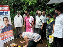Performed Bhumi Pujan in the morning of Jogging Track to be constructed utilizing MLA Development Fund at  Civic Park Federation, Kastur Park, Shimpoli Road, Ward No.15, Borivali (W). Sr.Corporator Mr. Pravin Shah, Local Residents, BJP Post Holders and Ka