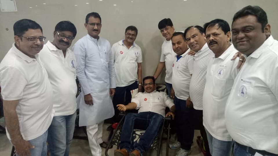 Shri Sunil Rane attended a Blood Donation Camp organized by 'The Association of Real Estate Agents', at Sarvodaya Hall, L.T. Road, Borivali West.