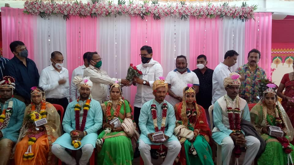 Attended a 'Samuh  Vivah ceremony' organized by Ghodia Samaj at Veer Savarkar Udyan along with Former Corporator Mr. Shiva Shetty and BJP Karyakartas.