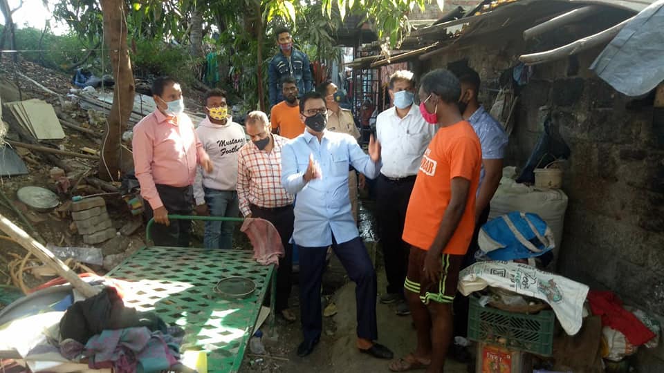 Visited Poisur village along with BJP Karyakartas and discussed regarding the problems faced by slum dwellers.