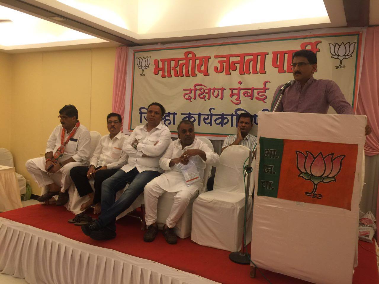 Addressing BJP office bearers