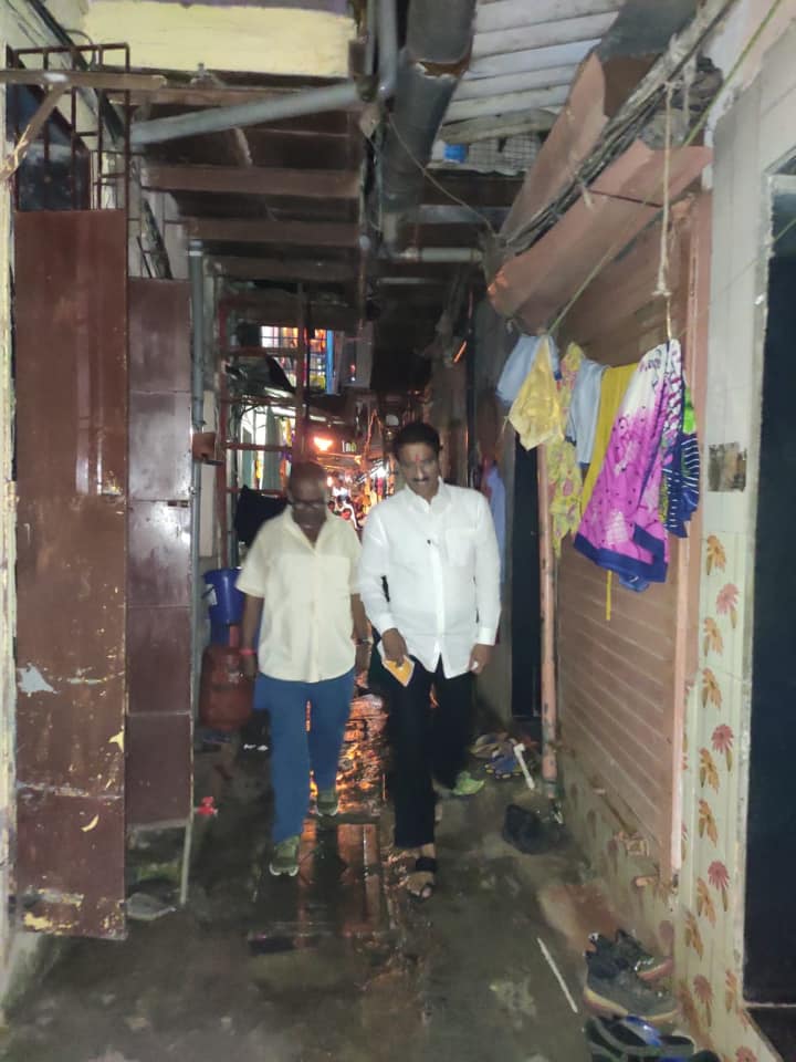 Shri. Sunil Rane visited Ward 17 and interacted with the citizens of the vicinity for the upliftment of the area