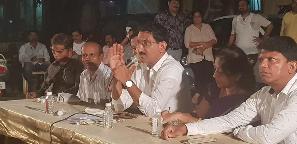 Shri. Sunil Rane took a review of issue pertaining to delayed redevelopment and deemed conveyance.
