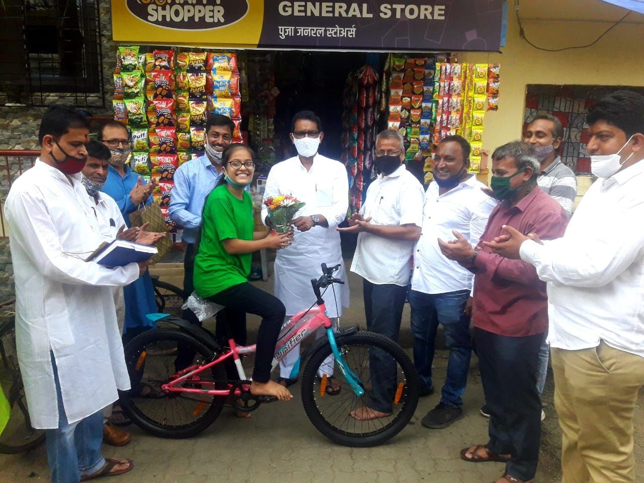 On the auspicious occasion of  Dussehra visited  young bright school going girls Ms. Pooja Chaudhary & Ms. Unnati Rughani from Borivali and gifted them bicycles under the initiative 