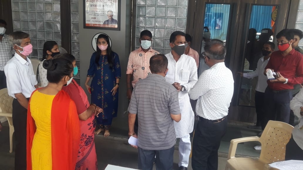Local Residents of Ganesh Wadi, Dattapada Road, Ward No. 14, Borivali (E) visited BJP Public Relation Office , Borivali to have a discussion on the Re-Development Plans and repair plans of the Sewer adjacent to the Railway. North Mumbai District President