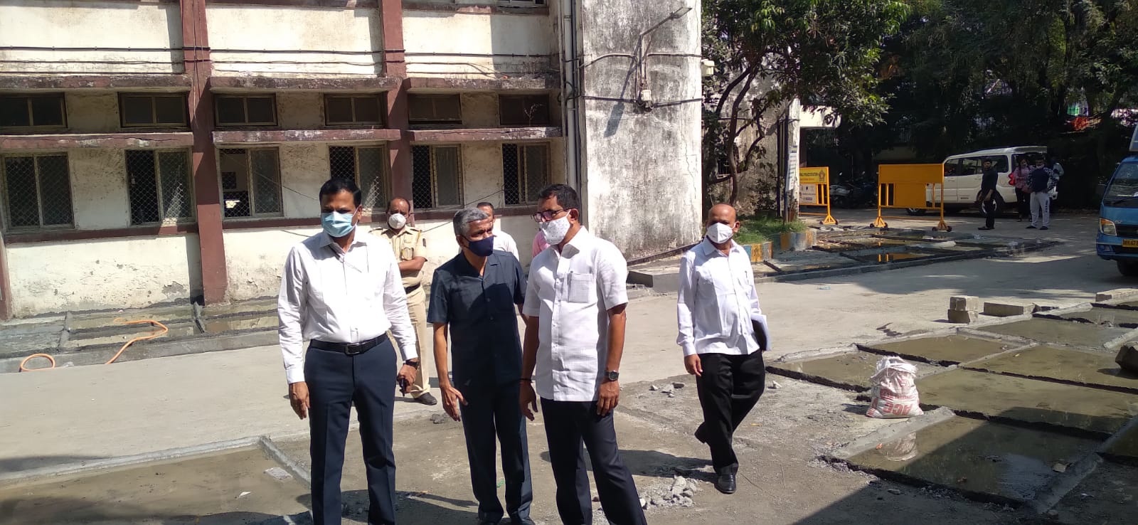 Inspected the work of Borivali Police Station along with Borivali Police Station Senior Inspector Mr. Sudhir Kalekar which is being carried out using MLA Development Funds!