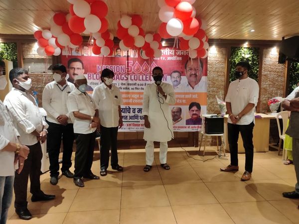 A blood donation camp was organised at ward no. 14 in Borivali Assembly. Heartfelt thanks to all the  attendees and donors to come and participate in the blood donation camp!