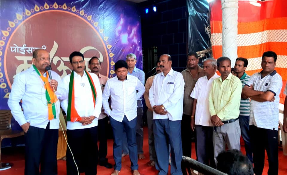Shri. Sunil Rane attended the Blood Donation Camp organised by Navyuvak Navratri Mandal alongwith Shri. Gopal Shetty ji, MP of Mumbai North.