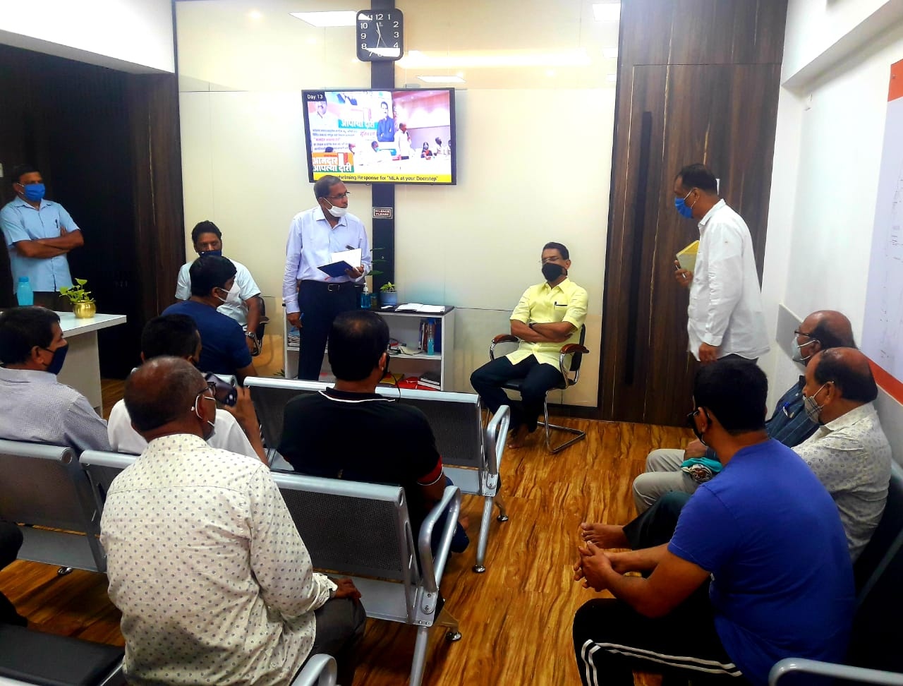 Interacted with the residents of New M.H.B. Colony Ward No. 16 at BJP Public Relations Office, Borivali Natakwala Lane to understand their problems better on the Re-Development issues that were escalated by them during the Campaign of 