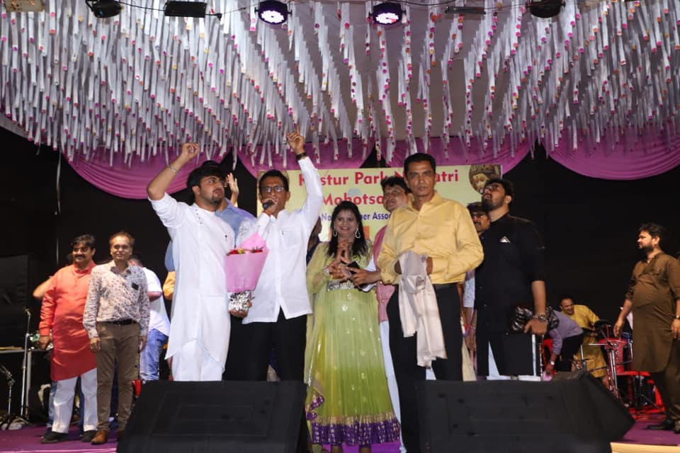 Shri. Sunil Rane celebrating navratri at Kastur Park Navratri Mahotsav