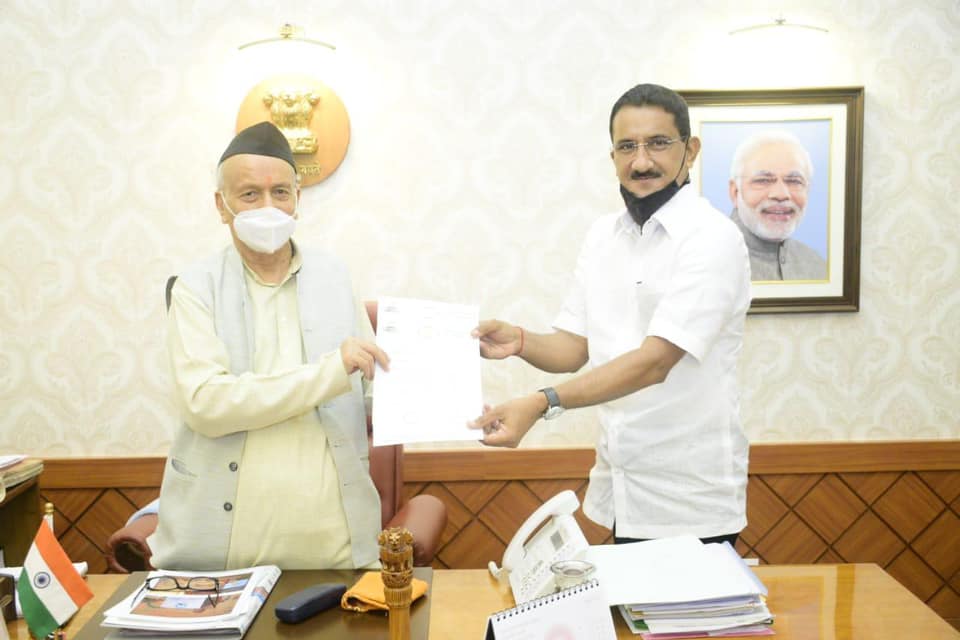 During this ongoing catastrophic phase due to Covid-19 pandemic , 27 Jain Sanghs within Borivali Constituency have come forward and served large number of Covid-19 infected patients in the spirit of philanthropy. Visited Rajbhavan and requested Hon. Gover