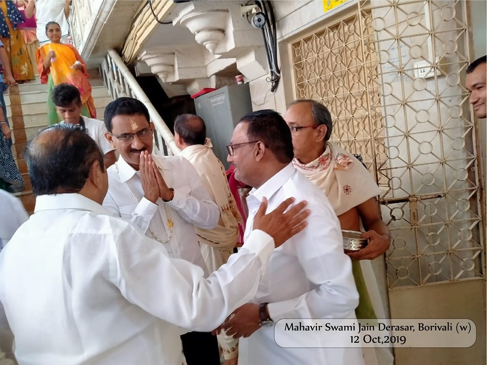 Shri. Sunil Rane visited Jain Derasar at Jambli Galli,Chandavarkar Road.