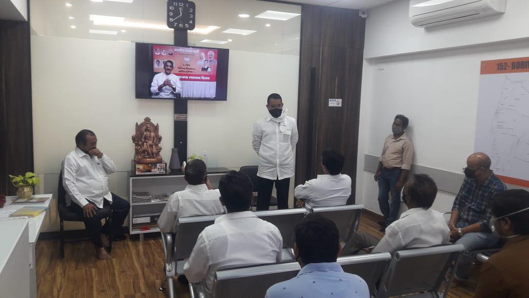 Borivali Traders and Hawkers Association visited the Borivali Public Relations Office and presented their grave concerns regarding ongoing lock down and its impact on them!