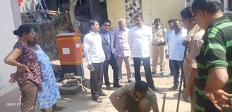 Shri. Sunil Rane visited Juhi Pada in Gorai Village, Borivali this morning and interacted with the local residents regarding the water problem in their area.