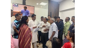 Shri. Sunil Rane spent the entire morning and noon, at the new BJP office in Borivali, to resolve the issues of the residents of the constituency