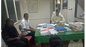 Shri. Sunil Rane convened a meeting with Tahsildar Shri Vinod Ghotre Ji to address the issues regarding the development of Borivali Constituency.
