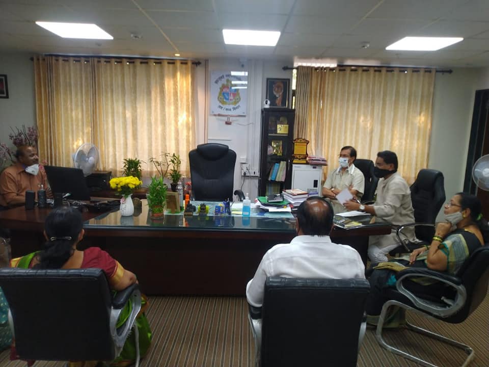 A meeting of BJP corporators of Borivali Constituency and BMC officials was held at BMC R/Central Ward office today and various issues were discussed.
