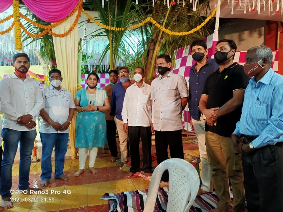 Attended Mahashivaratri Pooja to seek blessings at Dattaguru Mitra Mandal and Shivshahi Vikas Mandal in Borivali Constituency.