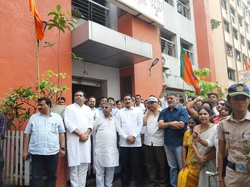 Reported at the BJP headquarters for a meeting along with CM Shri Devendra Fadnavis Ji and other MLA's.