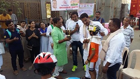 Shri. Sunil Rane attended 'Grand Skating Book of Records', a skating tournament organized by India Roller Skates at Chikuwadi ground, Borivali West and interacted with young roller skaters and encouraged them for the tournament.