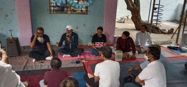 Visited Meghadoot Yoga Centre in Borivali and interacted with the citizens present.