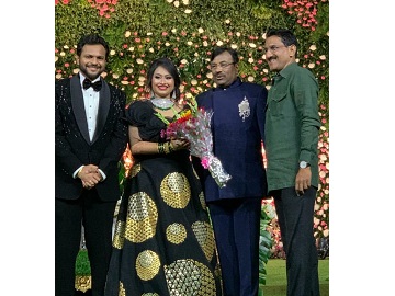 Shri. Sunil Rane warm greetings to Dr Shalaka (Daughter of Ex Finance Minister of Maharashtra State, Shri Sudhir Mungantiwar ji) and Dr Tanmay on their wedding reception.
