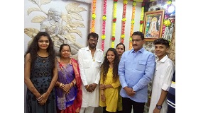 Shri. Sunil Rane took the blessings of Lord Ganesh at the Maghi Ganesh Celebration organized by Shri Vighnaharta Mitra Mandal and a resident's house in Charkop, sector no. 3 in the Borivali Vidhansabha.