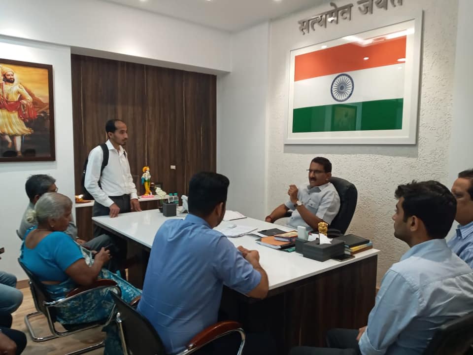 Shri Sunil Rane congregated a meeting with the citizens of Borivali, at the BJP Office in Borivali, to understand their issues and solve them.