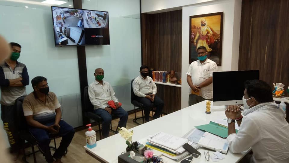 Today, members of the Gorai Maharashtra Co-operative Housing Society visited the BJP office in Borivali and discussed some issues of the citizens of Gorai.