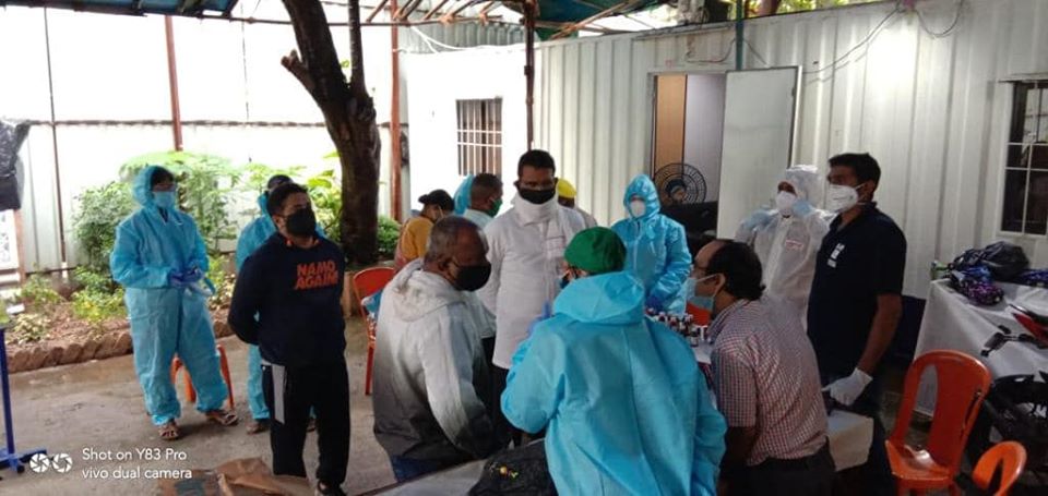 Under the initiative 'Doctor at your Doorstep' a free health check camp was organised at Old MHB Public Navratrostav Mandal. Dr. Nilu Jain, Mr. Shiva Shetty, Mr. Amar Shah, BJS Swayamsevak Komal Fofani, and Mr. Rajesh Mehta were present today. Grateful to