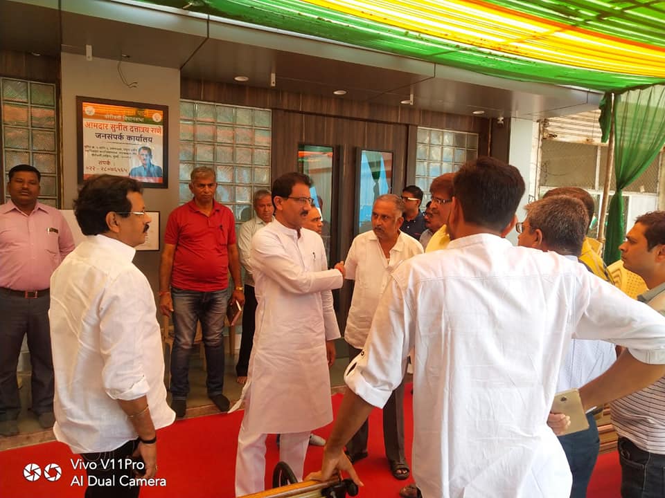 Shri. Sunil Rane met a few citizens of the Borivali Constituency, at the Bharatiya Janata Party office (Borivali) and understood their issues.