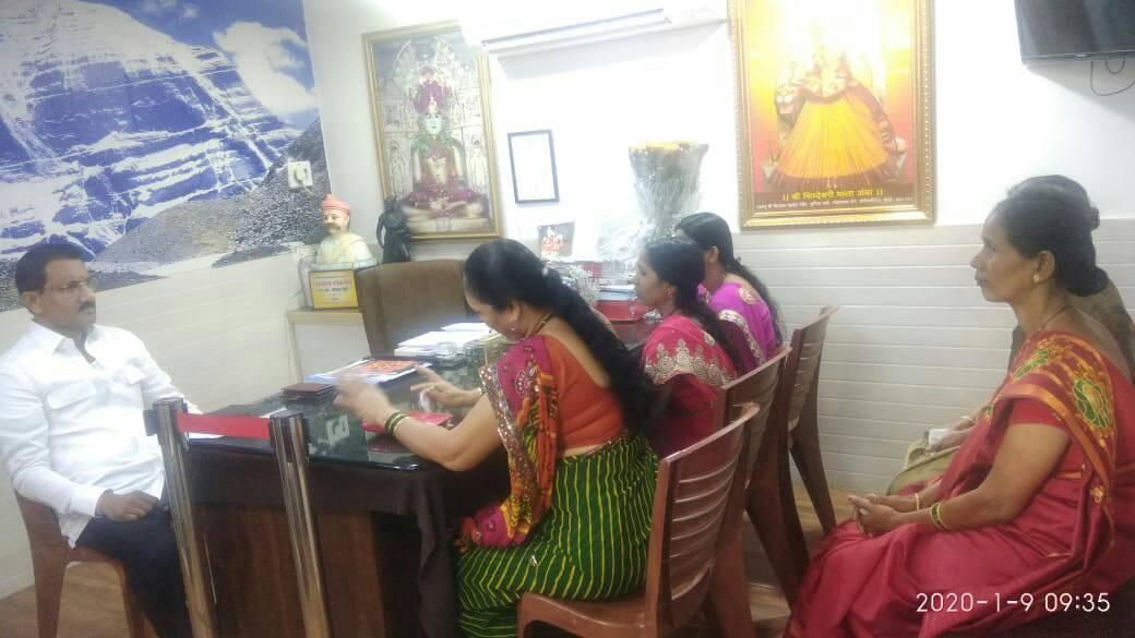 Shri. Sunil Rane interacted with the women of Borivali regarding development issues at MP Shri Gopal Shetty Ji's office.