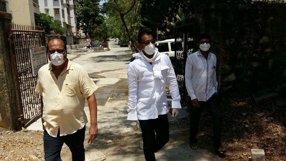 Shri. Sunil Rane visited Nana Palkar Smriti Samiti's Borivali Branch and interacted with the doctors from 