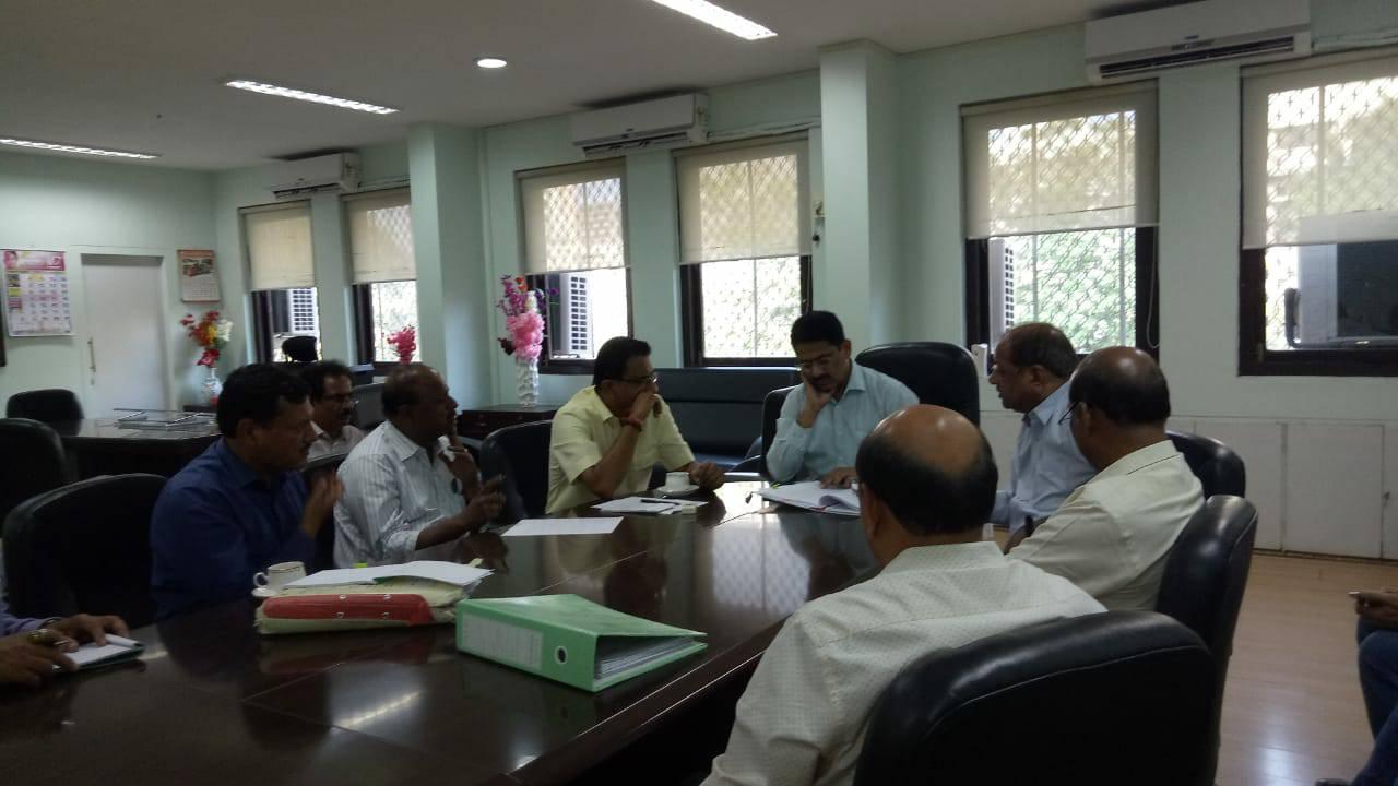 Shri Sunil Rane congregated a meeting with the DMC, MHADA Officer, along with MP Shri Gopal Shetty Ji, to discuss the measures to be taken towards the development of Borivali.