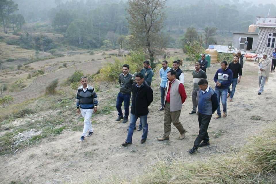 Shri. Sunil Rane last year, visited the Rajouri area of Jammu to meet the families of martyrs residing in the villages near the border area. This area experiences continuous cross border bombing and firing. Salute to the IndianArmy, who has always support