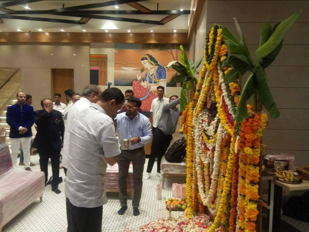Shri. Sunil Rane attended the inauguration ceremony of a Family Restuarant and Banquet Hall named 
