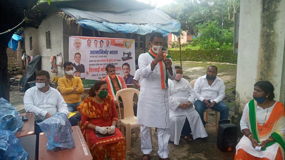 Shri sunil Rane wasinspired by the innovative scheme 'Atmanirbhar Bharat' and on the occasion of 74th Independence Day, distributed sewing machines to the women in Dongari, Gorai Village. At this time, Father of Gorai Church Mr.Edward, former Corporator M