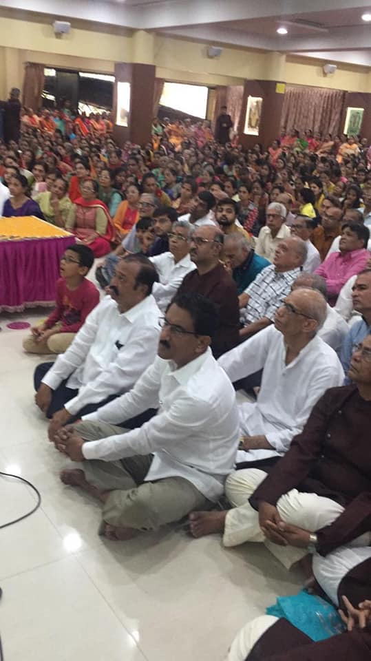 Shri. Sunil Rane attended the TPS Jain Derasar program at Bhatia Wadi, Borivali, and interacted with the citizens.